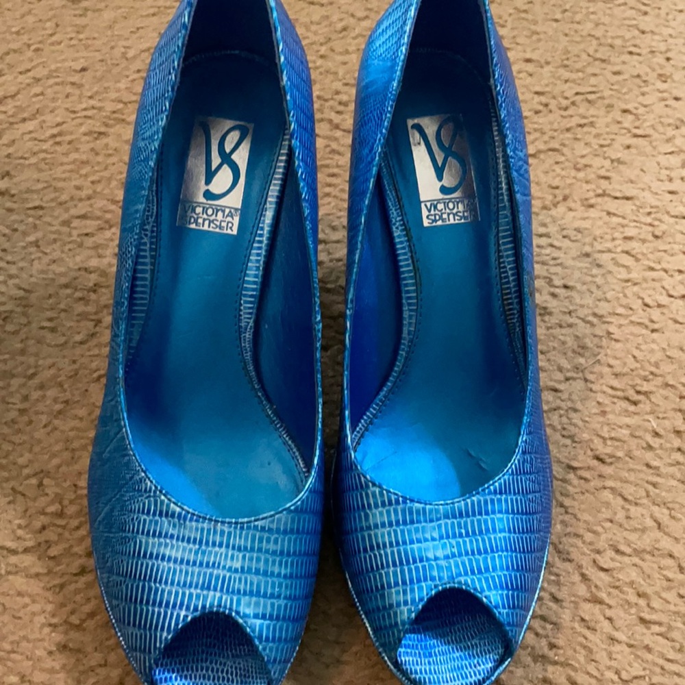 Pretty blue heels